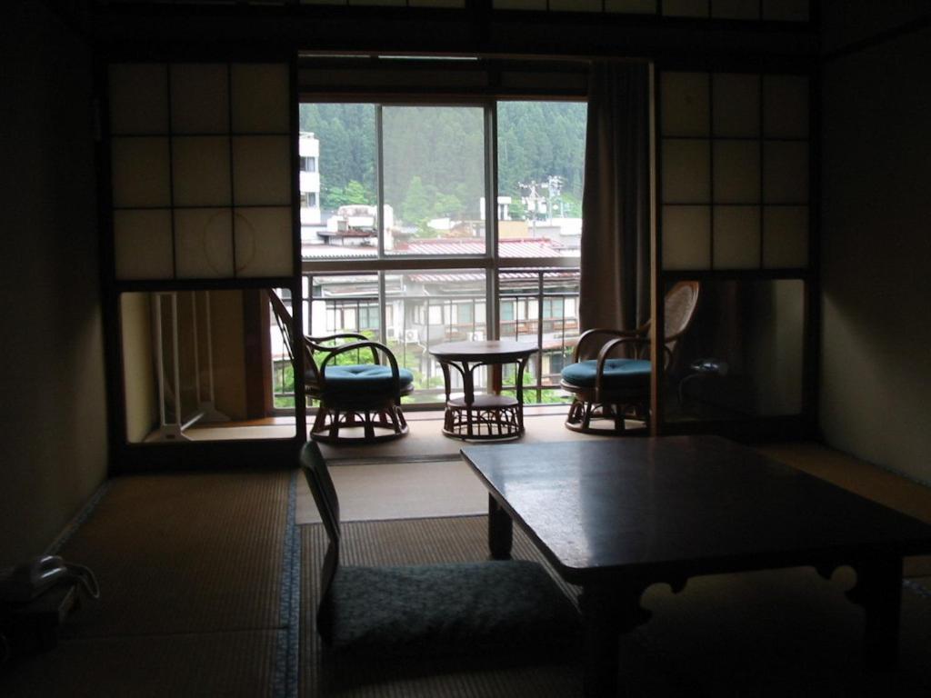 Miharaya Ryokan Gujo Ruang foto