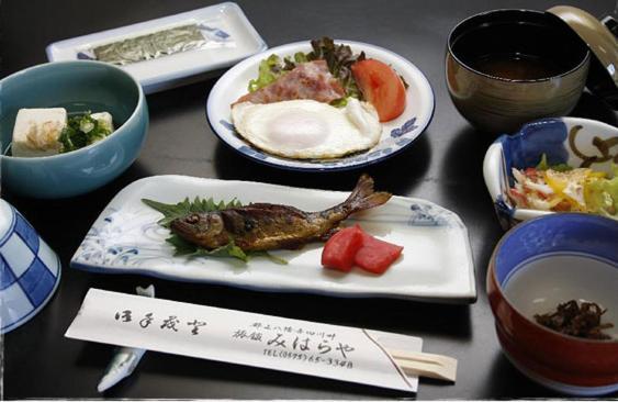 Miharaya Ryokan Gujo Bagian luar foto